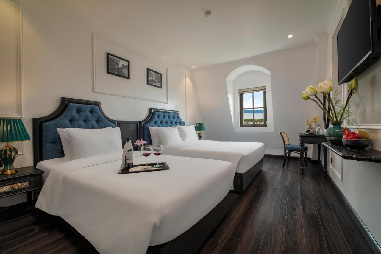 Ha Long Essence Hotel Extérieur photo